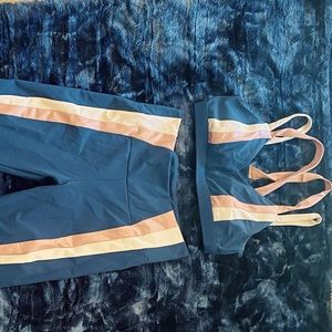 Stella McCartney gym set sport bra and tights